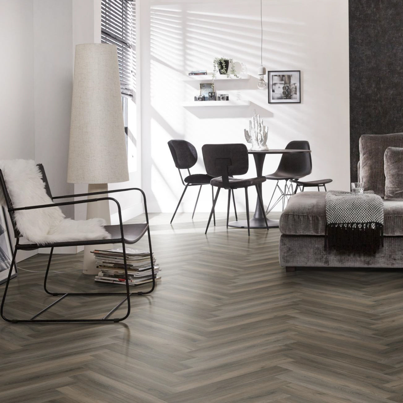 Spigato Visgraat Medium SRC Click Dark Grey