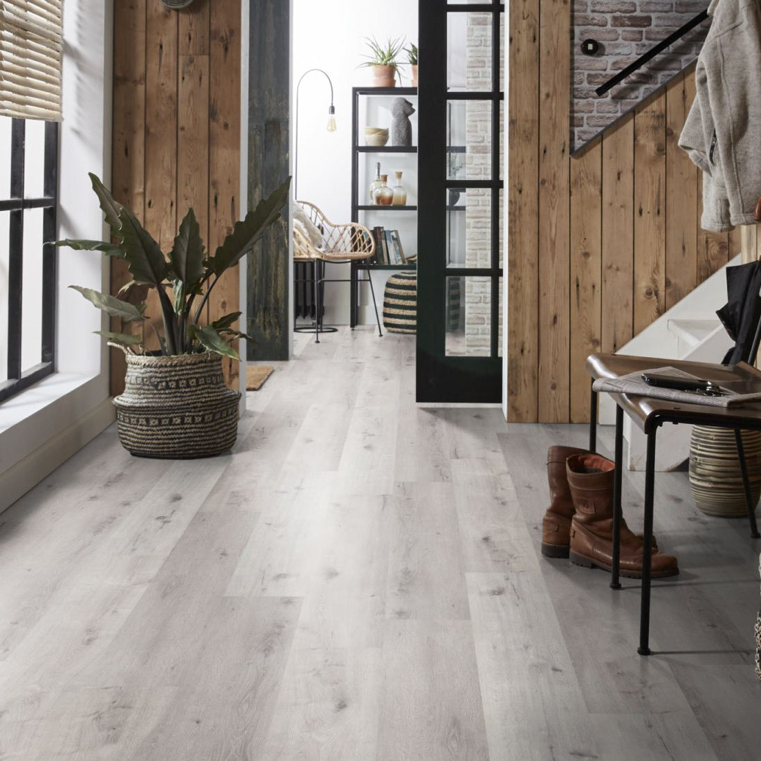 Essenzo Light Grey Dryback