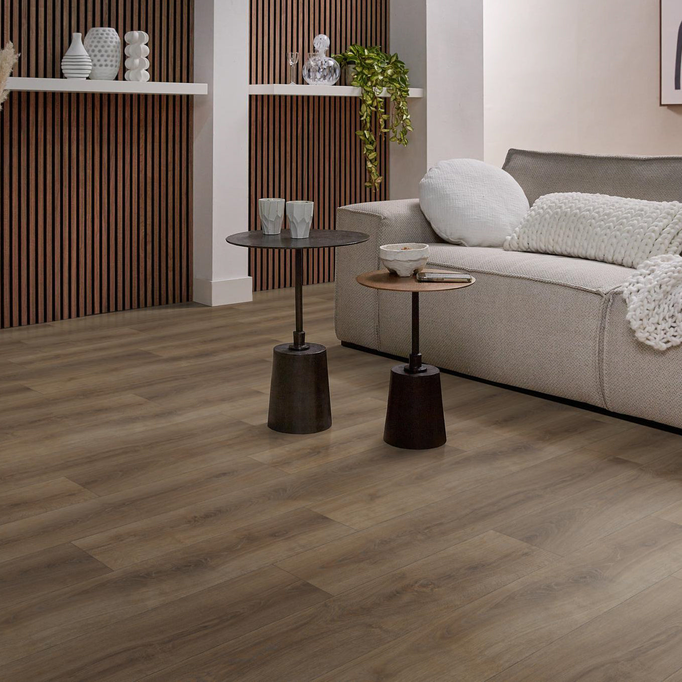 Supreme Cherbourg Eiken Bruin 5921