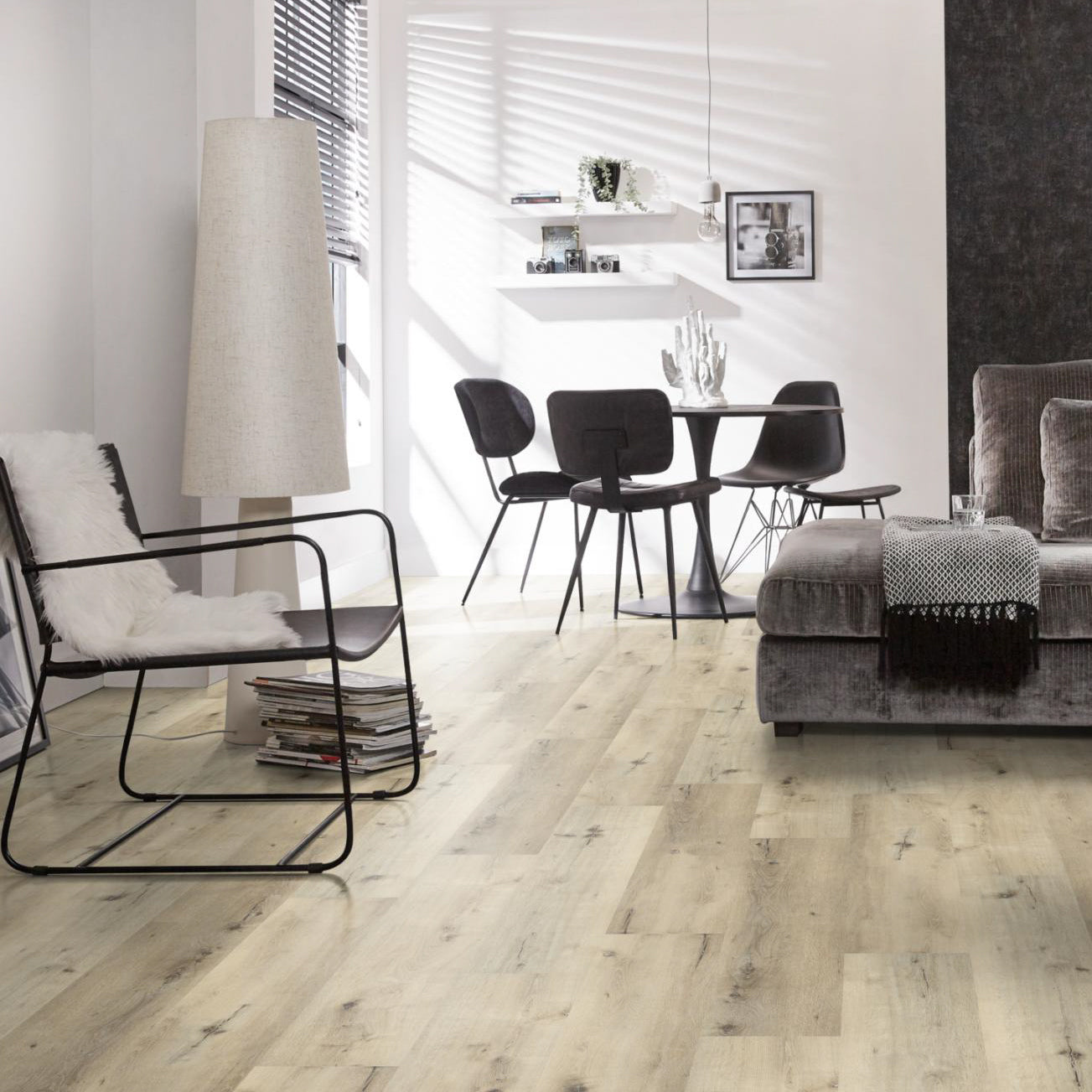 Essenzo SRC Click Light Oak